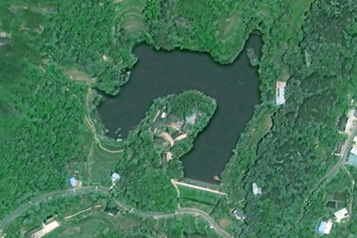 四五水库构建水下栖息地原位生态修复